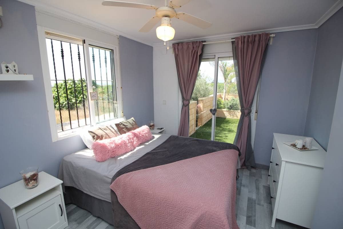 5 soveværelse Villa til salg i Albatera med swimmingpool - € 399.950 (Ref: 9006071)