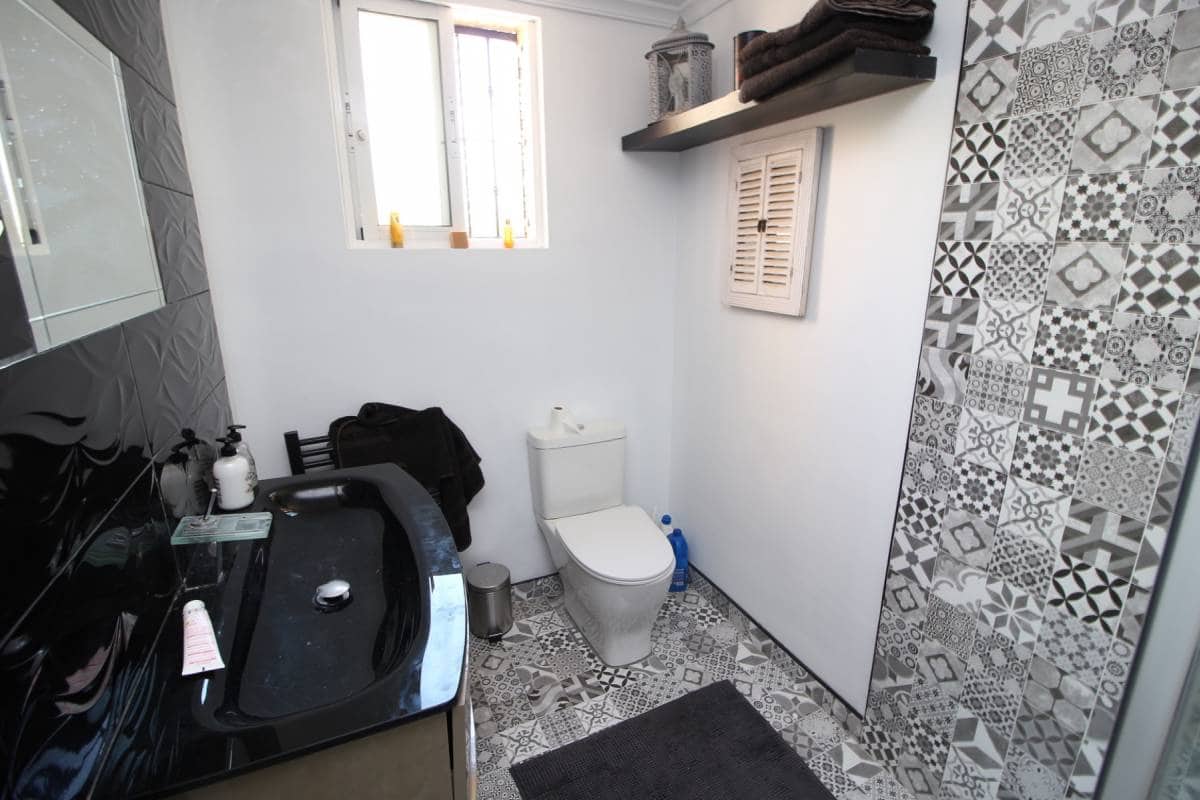 5 soveværelse Villa til salg i Albatera med swimmingpool - € 399.950 (Ref: 9006071)