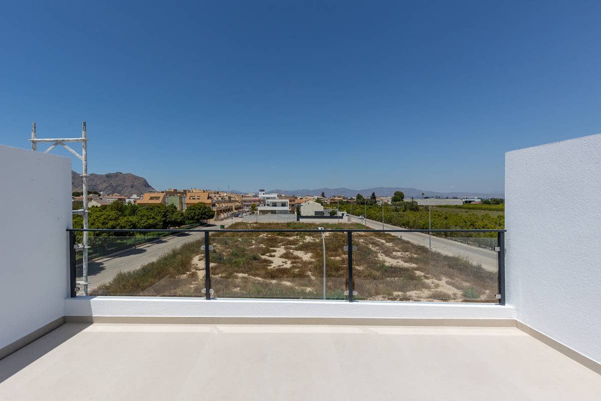 4 sypialnia Dom na sprzedaż w Rafal z basenem garażem - 269 000 € (Ref: 9109391)