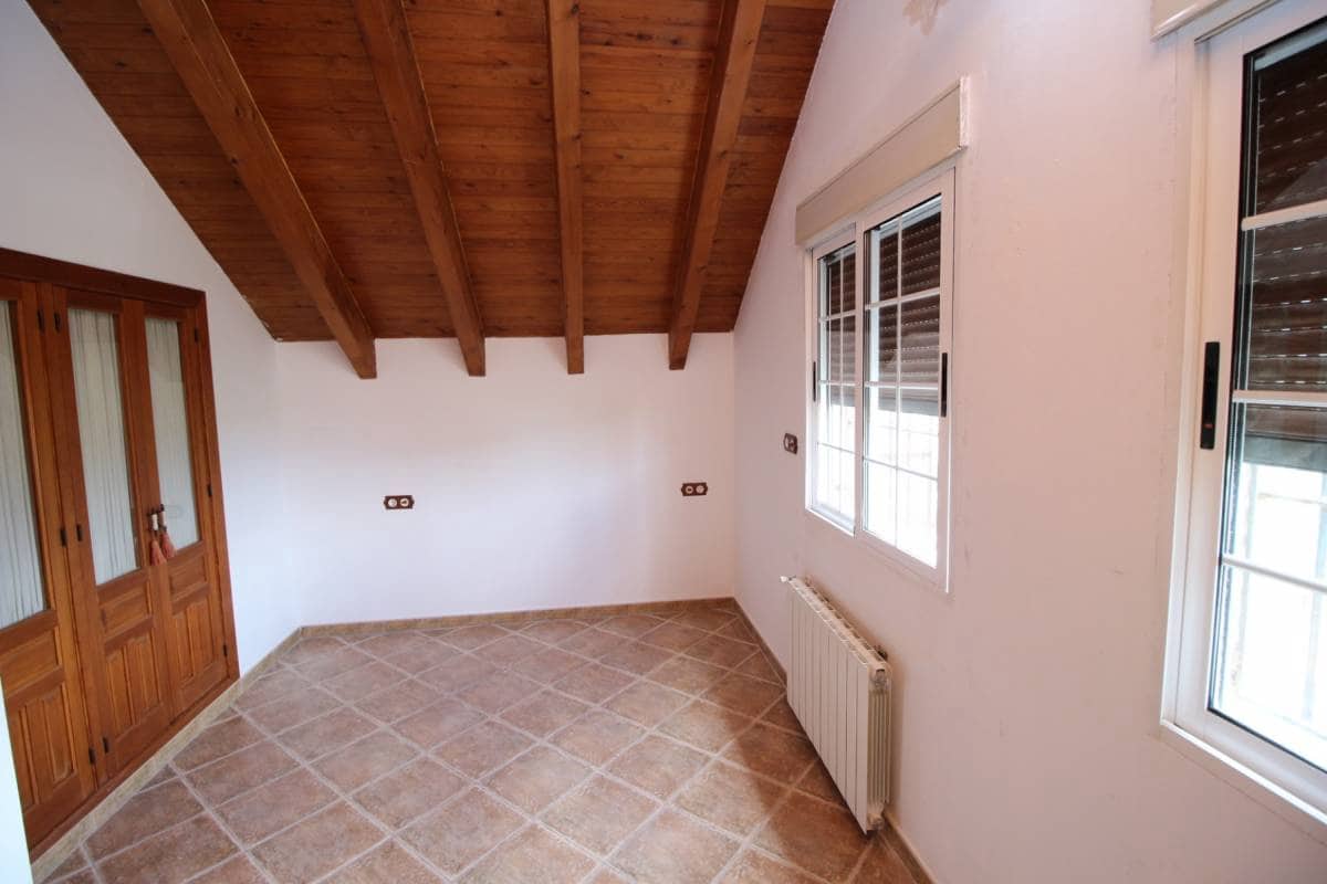 5 sypialnia Willa na sprzedaż w Catral z basenem garażem - 620 000 € (Ref: 9164536)