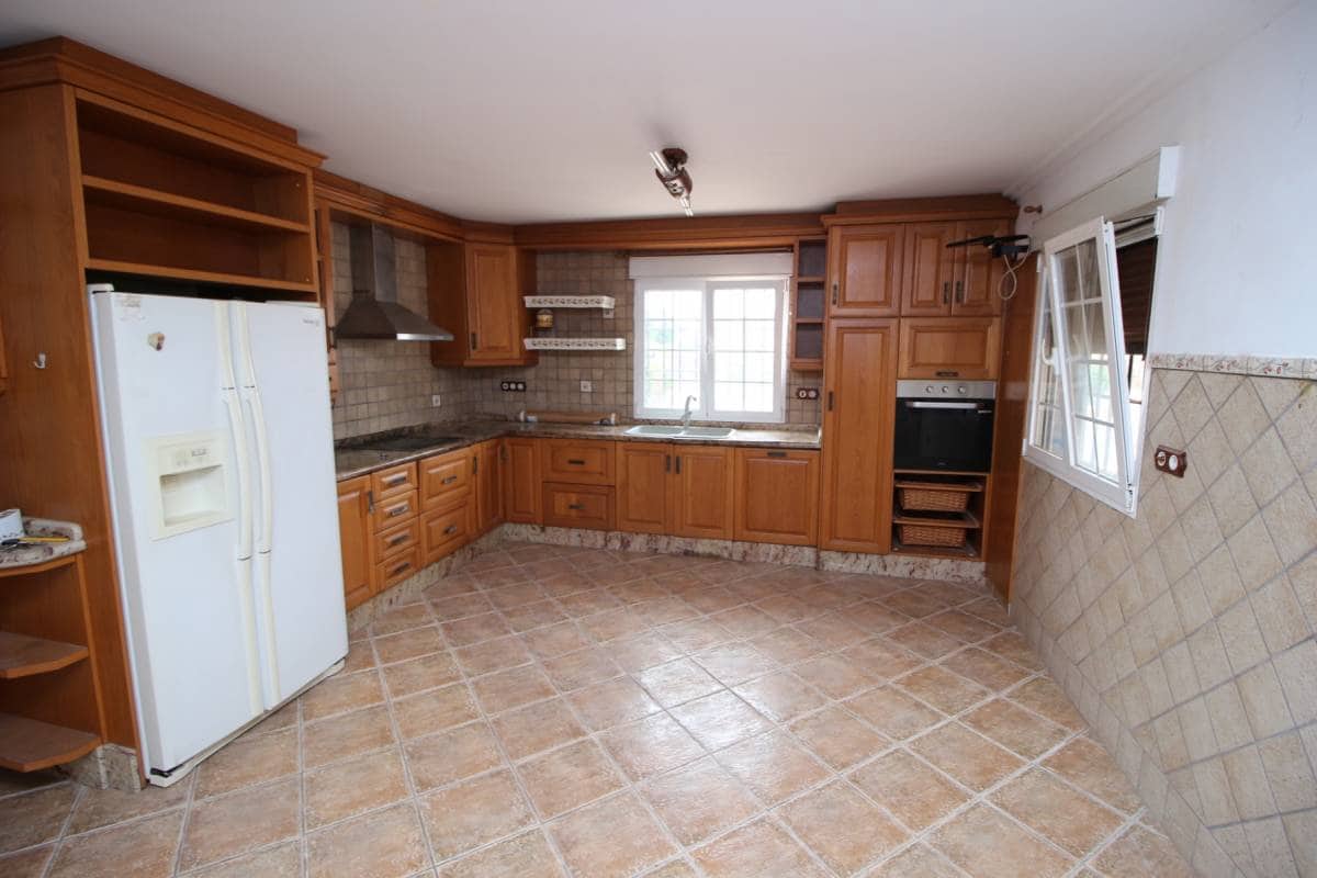 5 sypialnia Willa na sprzedaż w Catral z basenem garażem - 620 000 € (Ref: 9164536)