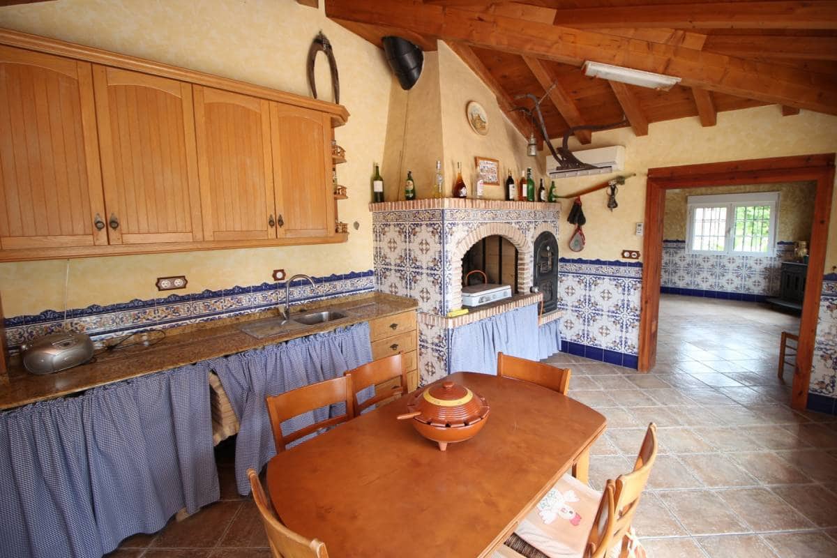 5 sypialnia Willa na sprzedaż w Catral z basenem garażem - 620 000 € (Ref: 9164536)