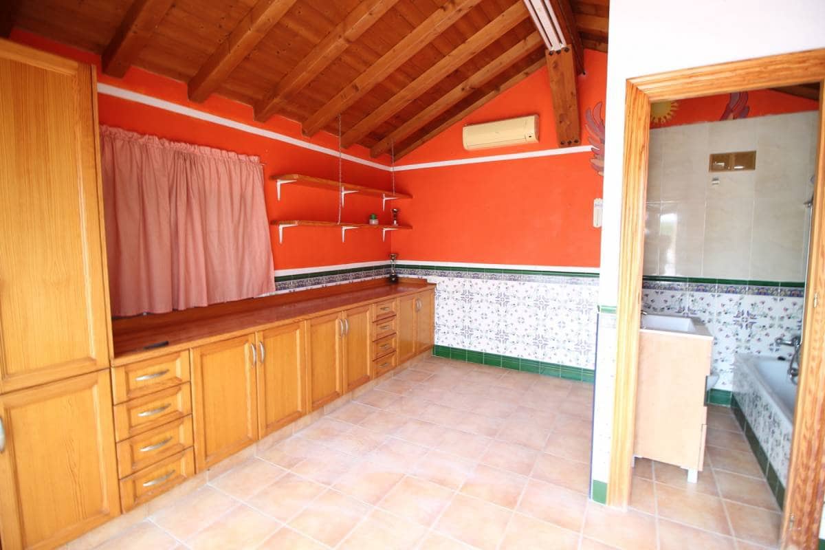 5 sypialnia Willa na sprzedaż w Catral z basenem garażem - 620 000 € (Ref: 9164536)