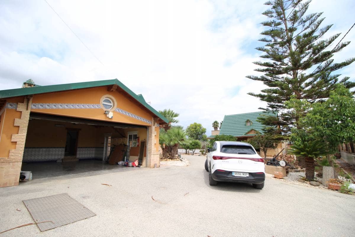 5 sypialnia Willa na sprzedaż w Catral z basenem garażem - 620 000 € (Ref: 9164536)