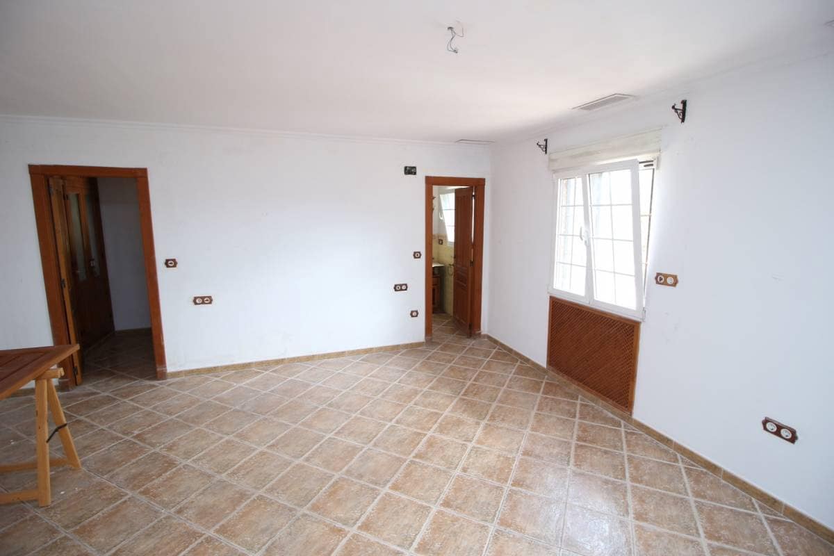 5 sypialnia Willa na sprzedaż w Catral z basenem garażem - 620 000 € (Ref: 9164536)