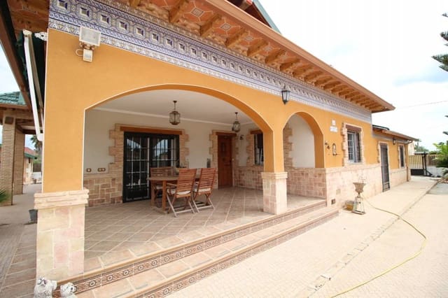 5 sypialnia Willa na sprzedaż w Catral z basenem garażem - 620 000 € (Ref: 9164536)