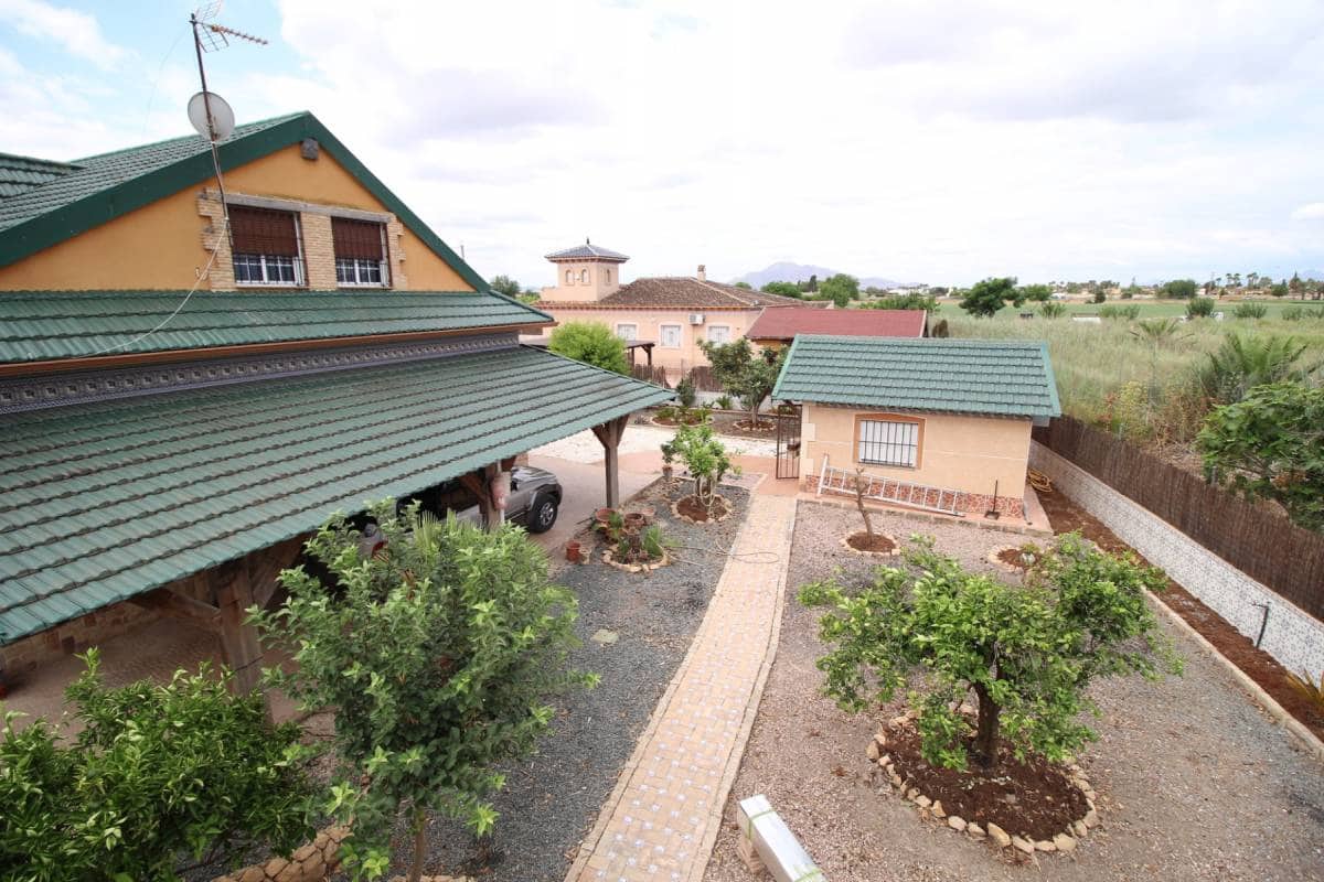 5 sypialnia Willa na sprzedaż w Catral z basenem garażem - 620 000 € (Ref: 9164536)