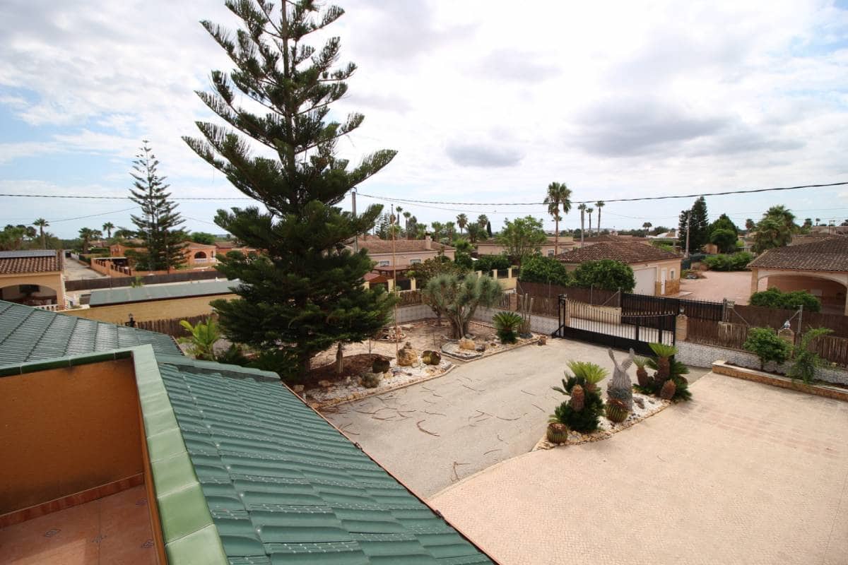 5 sypialnia Willa na sprzedaż w Catral z basenem garażem - 620 000 € (Ref: 9164536)