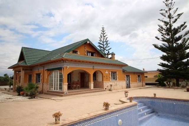 5 sypialnia Willa na sprzedaż w Catral z basenem garażem - 620 000 € (Ref: 9164536)