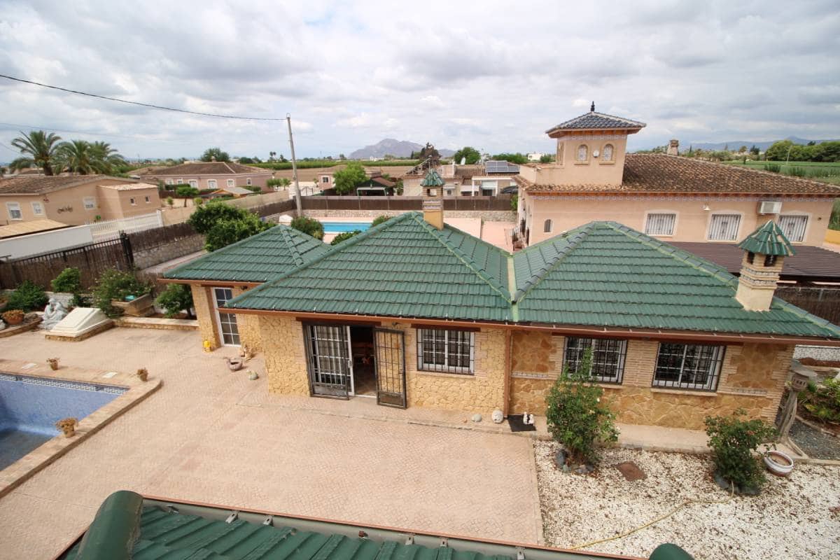 5 sypialnia Willa na sprzedaż w Catral z basenem garażem - 620 000 € (Ref: 9164536)