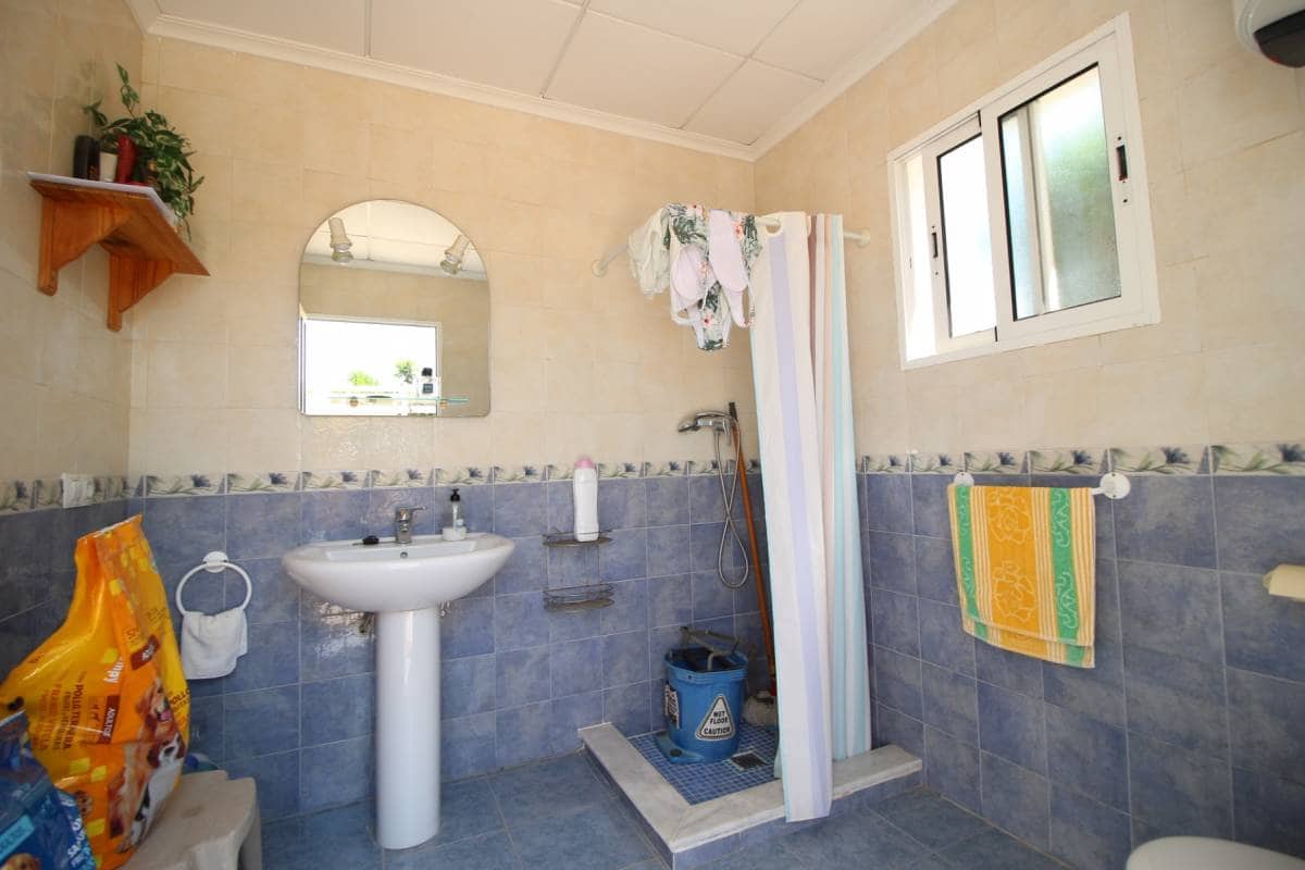 4 soveværelse Villa til salg i Catral med swimmingpool - € 385.000 (Ref: 9181347)