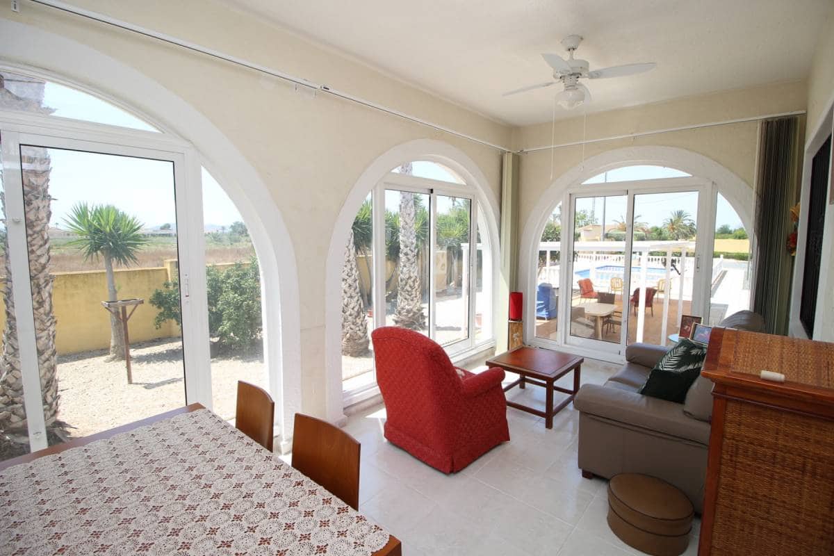 4 soveværelse Villa til salg i Catral med swimmingpool - € 385.000 (Ref: 9181347)