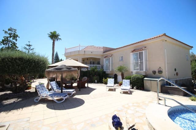 4 chambre Villa/Maison à vendre à Catral avec piscine garage - 380 000 € (Ref: 9204027)