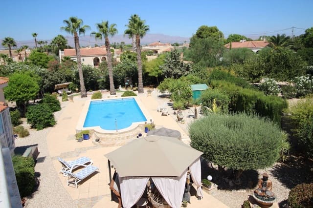 4 chambre Villa/Maison à vendre à Catral avec piscine garage - 380 000 € (Ref: 9204027)