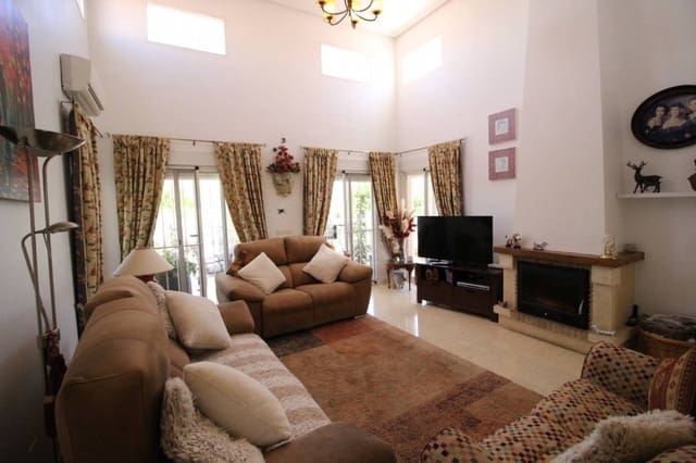 4 chambre Villa/Maison à vendre à Catral avec piscine garage - 380 000 € (Ref: 9204027)