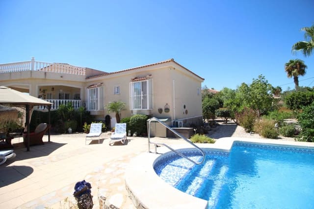 4 chambre Villa/Maison à vendre à Catral avec piscine garage - 380 000 € (Ref: 9204027)