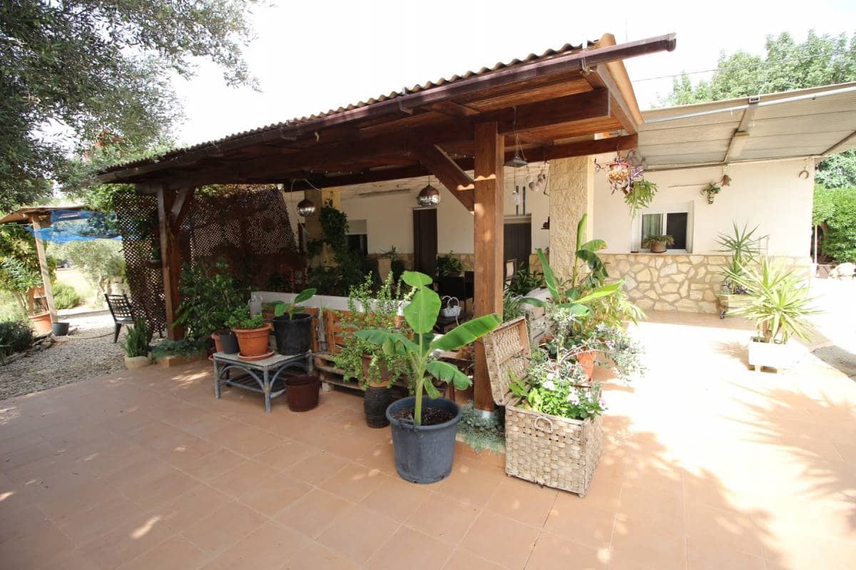 Chalet de 3 habitaciones en Dolores en venta - 260.000 € (Ref: 9228017)
