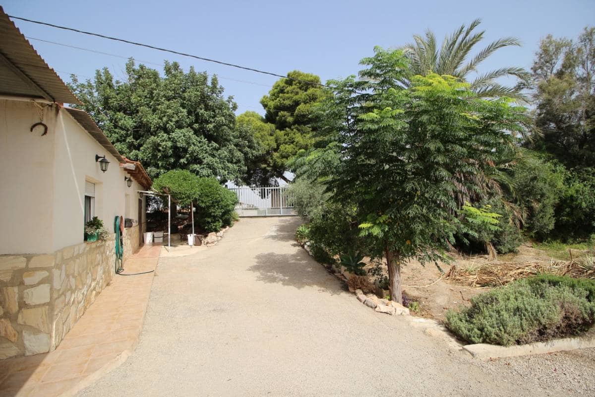 Chalet de 3 habitaciones en Dolores en venta - 260.000 € (Ref: 9228017)