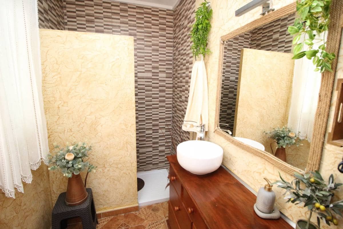 Chalet de 3 habitaciones en Dolores en venta - 260.000 € (Ref: 9228017)