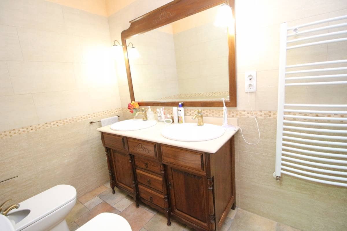 4 chambre Villa/Maison à vendre à Elche / Elx avec garage - 275 000 € (Ref: 9287184)