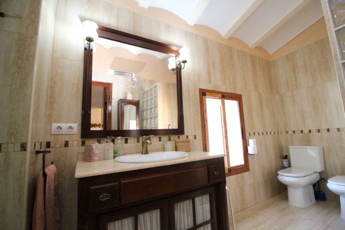 4 chambre Villa/Maison à vendre à Elche / Elx avec garage - 275 000 € (Ref: 9287184)