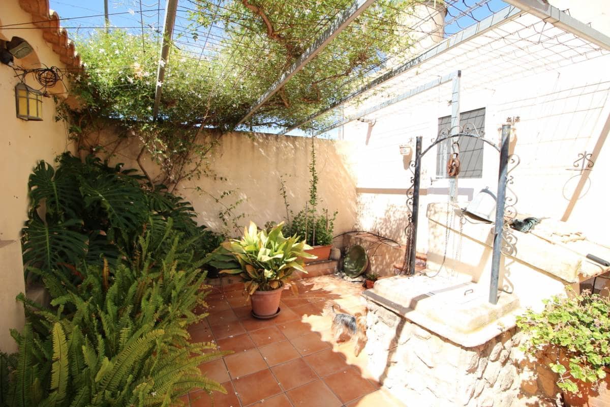 4 chambre Villa/Maison à vendre à Elche / Elx avec garage - 275 000 € (Ref: 9287184)