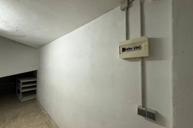 Garage te koop in Albatera - € 19.000 (Ref: 9329866)