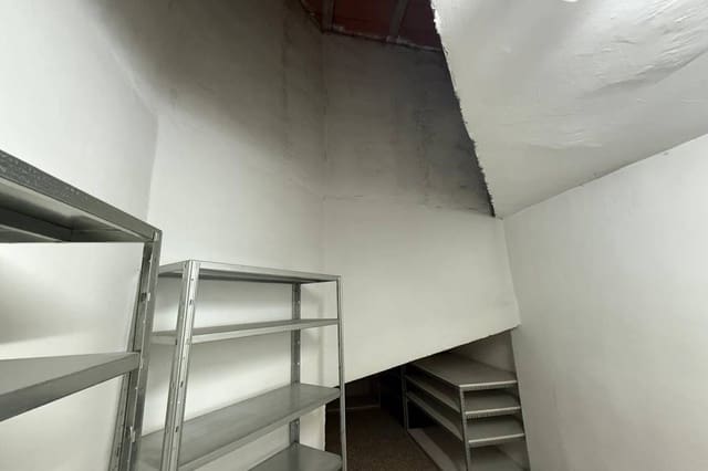 Garage te koop in Albatera - € 19.000 (Ref: 9329866)