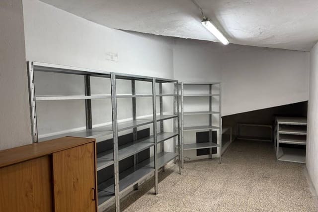 Garage te koop in Albatera - € 19.000 (Ref: 9329866)