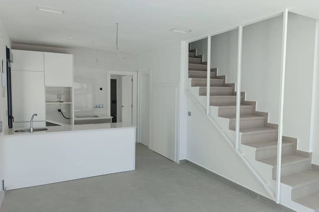 3 slaapkamer Villa te koop in Daya Nueva met zwembad - € 299.000 (Ref: 9337189)