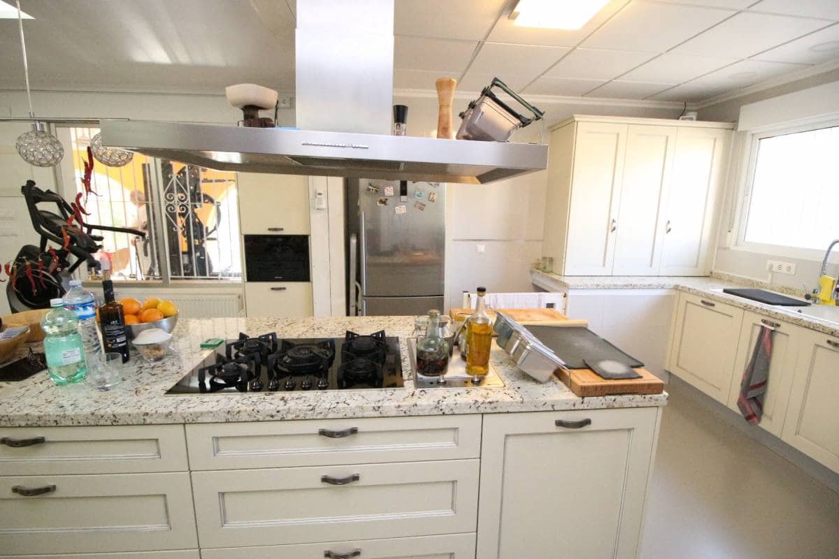 5 soverom Villa til salgs i Crevillente / Crevillent med svømmebasseng garasje - € 398 000 (Ref: 9341618)