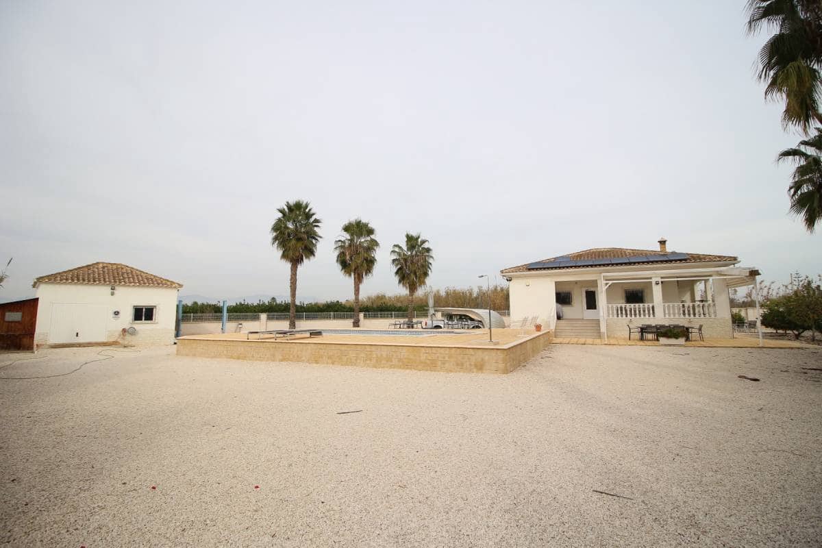 3 bedroom Villa for sale in Catral with pool garage - € 325,000 (Ref: 9486857)