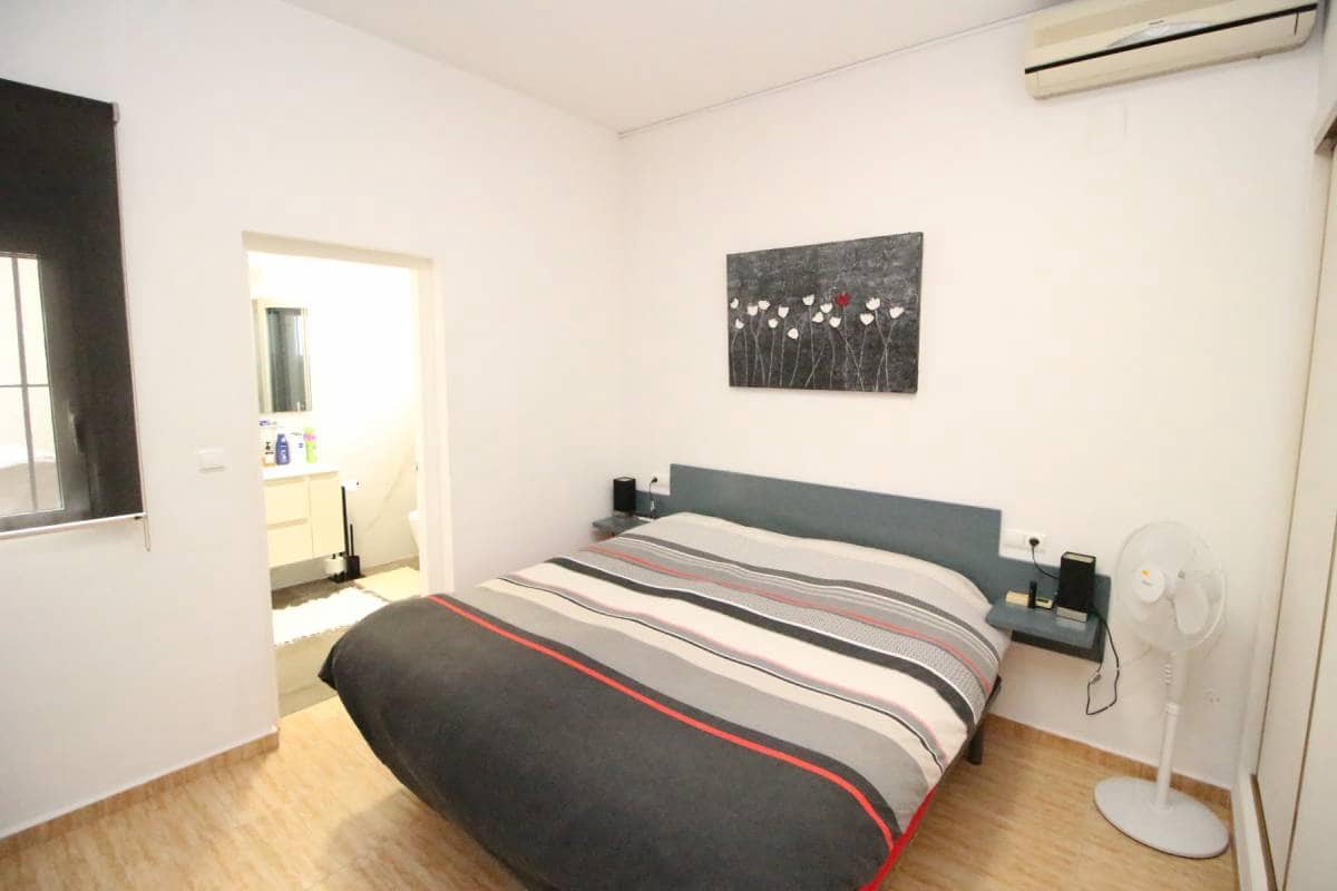 3 bedroom Villa for sale in Catral with pool garage - € 325,000 (Ref: 9486857)