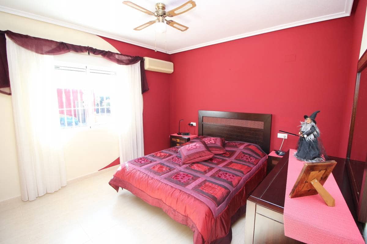 3 slaapkamer Villa te koop in Catral met zwembad - € 375.000 (Ref: 9511182)