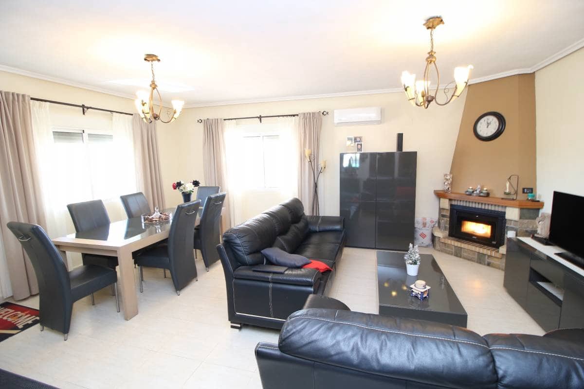 3 slaapkamer Villa te koop in Catral met zwembad - € 375.000 (Ref: 9511182)