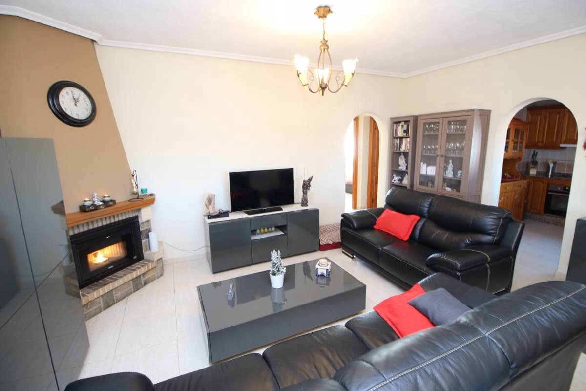 3 slaapkamer Villa te koop in Catral met zwembad - € 375.000 (Ref: 9511182)