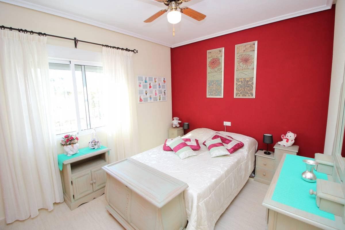 3 slaapkamer Villa te koop in Catral met zwembad - € 375.000 (Ref: 9511182)