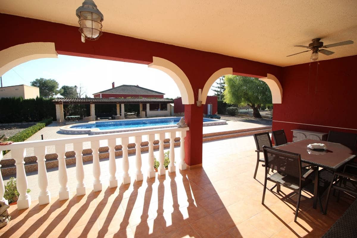 3 slaapkamer Villa te koop in Catral met zwembad - € 375.000 (Ref: 9511182)