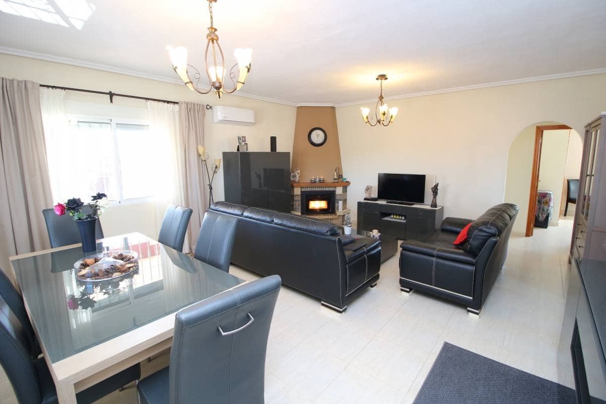 3 slaapkamer Villa te koop in Catral met zwembad - € 375.000 (Ref: 9511182)