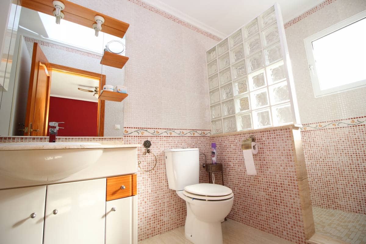 3 slaapkamer Villa te koop in Catral met zwembad - € 375.000 (Ref: 9511182)