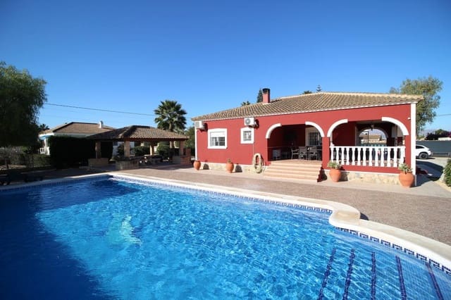 3 slaapkamer Villa te koop in Catral met zwembad - € 375.000 (Ref: 9511182)