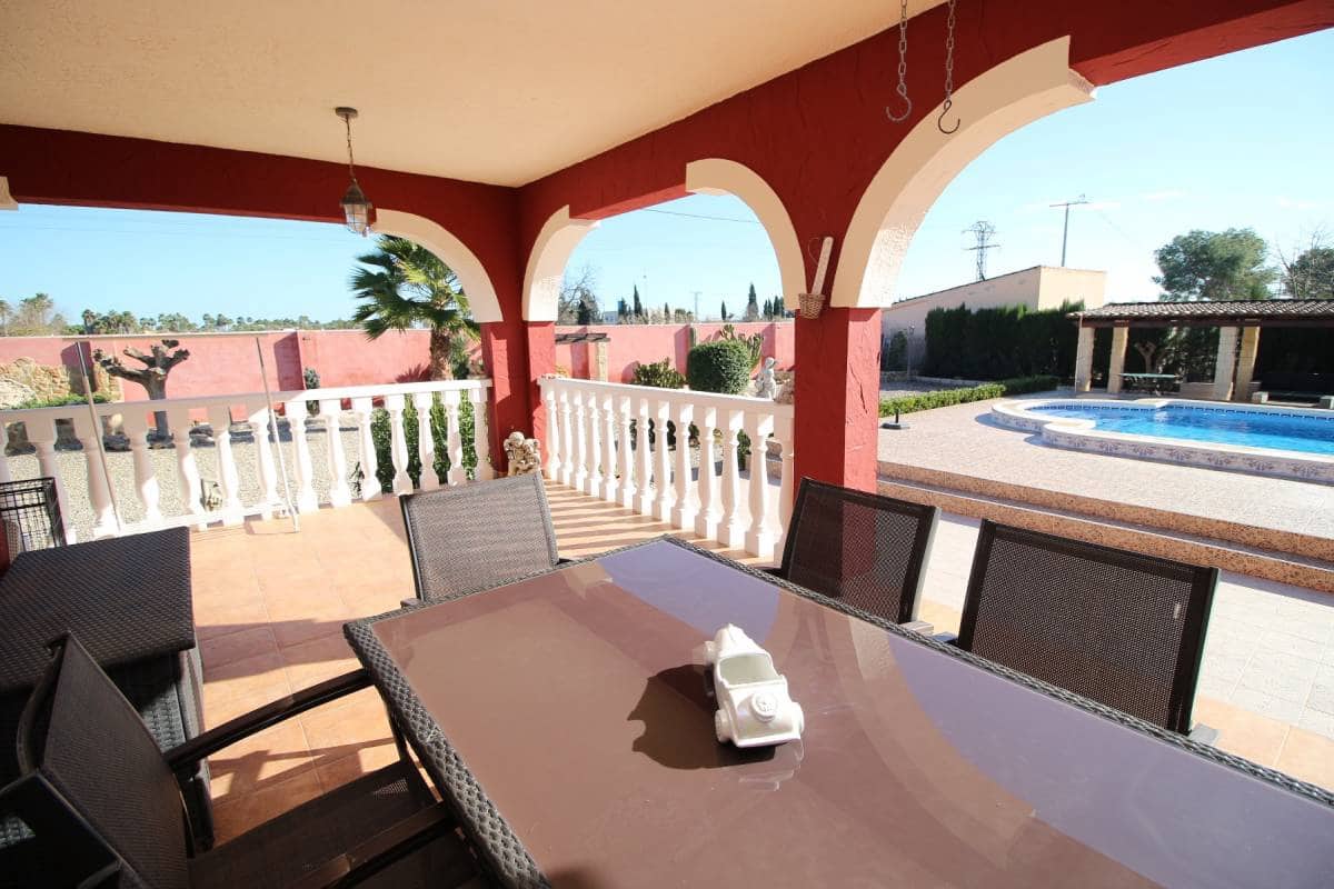 3 slaapkamer Villa te koop in Catral met zwembad - € 375.000 (Ref: 9511182)