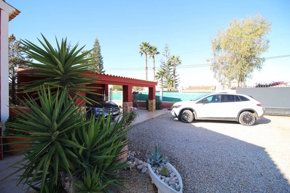 3 slaapkamer Villa te koop in Catral met zwembad - € 375.000 (Ref: 9511182)