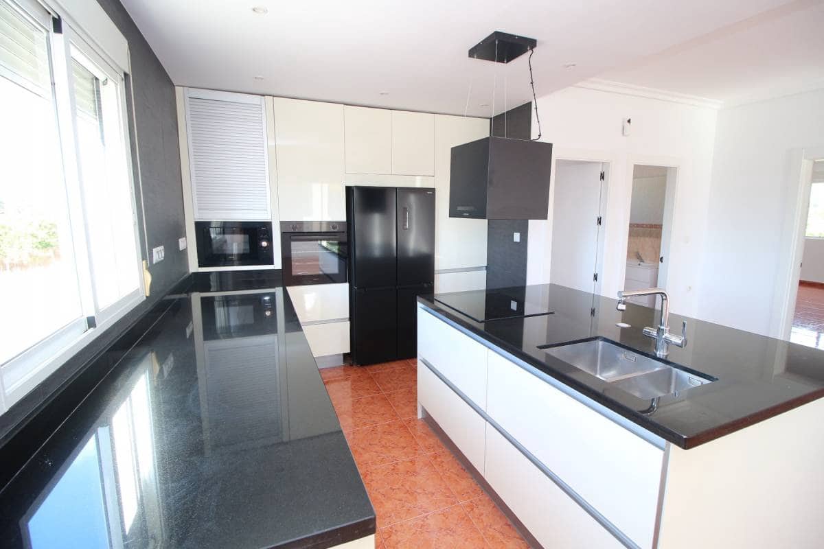 3 Zimmer Villa zu verkaufen in Dolores mit Pool Garage - 560.000 € (Ref: 9511434)