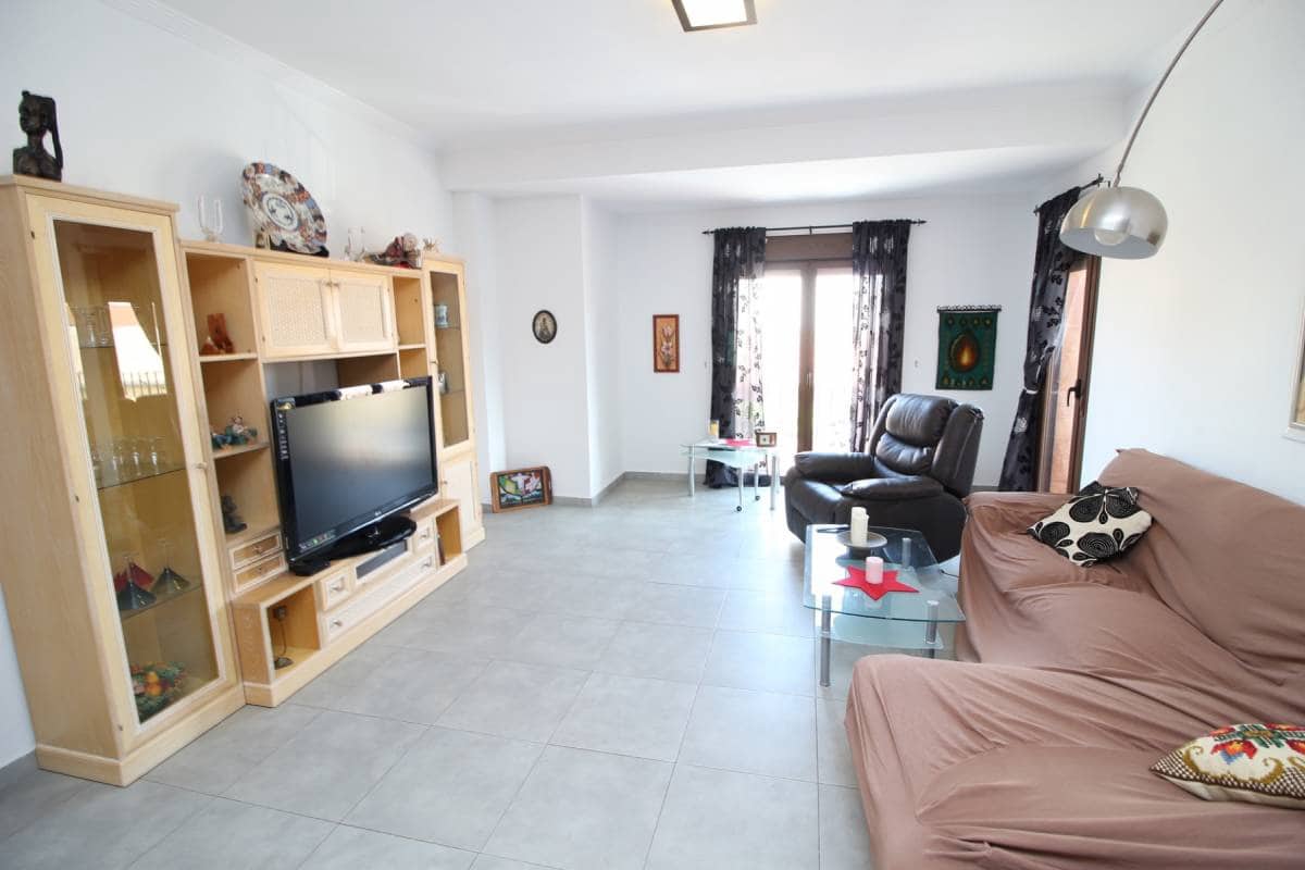 3 makuuhuone Huoneisto vuokrattavana paikassa Catral - 750 € (Ref: 9528590)