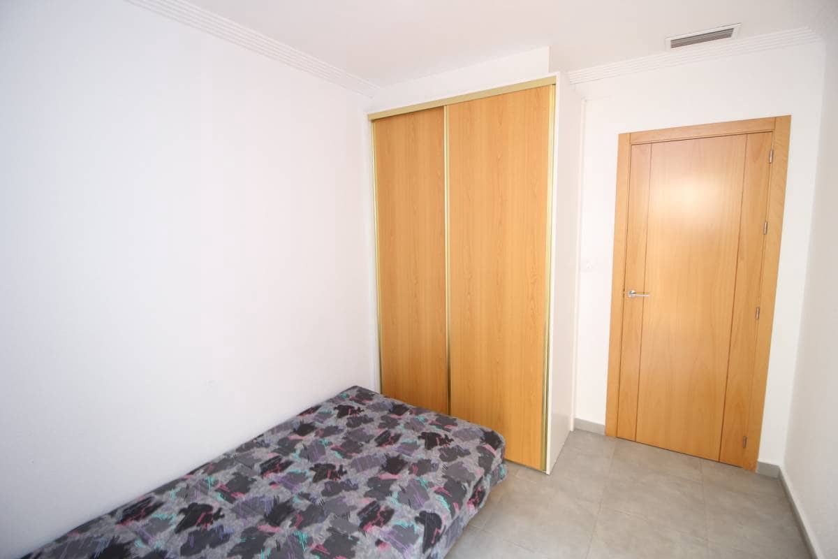 3 makuuhuone Huoneisto vuokrattavana paikassa Catral - 750 € (Ref: 9528590)