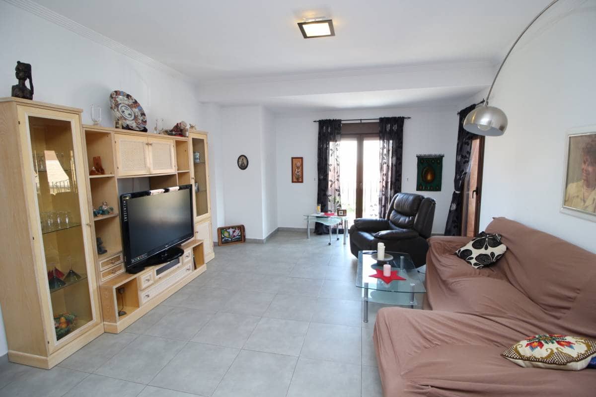 3 makuuhuone Huoneisto vuokrattavana paikassa Catral - 750 € (Ref: 9528590)