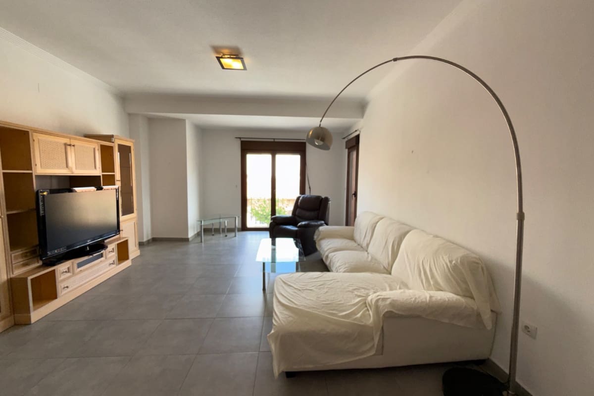 3 makuuhuone Huoneisto vuokrattavana paikassa Catral - 750 € (Ref: 9528590)