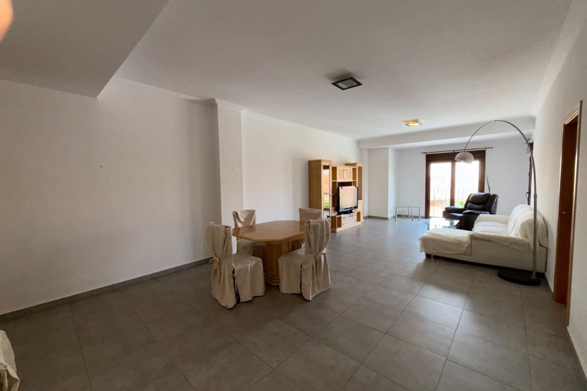 3 makuuhuone Huoneisto vuokrattavana paikassa Catral - 750 € (Ref: 9528590)