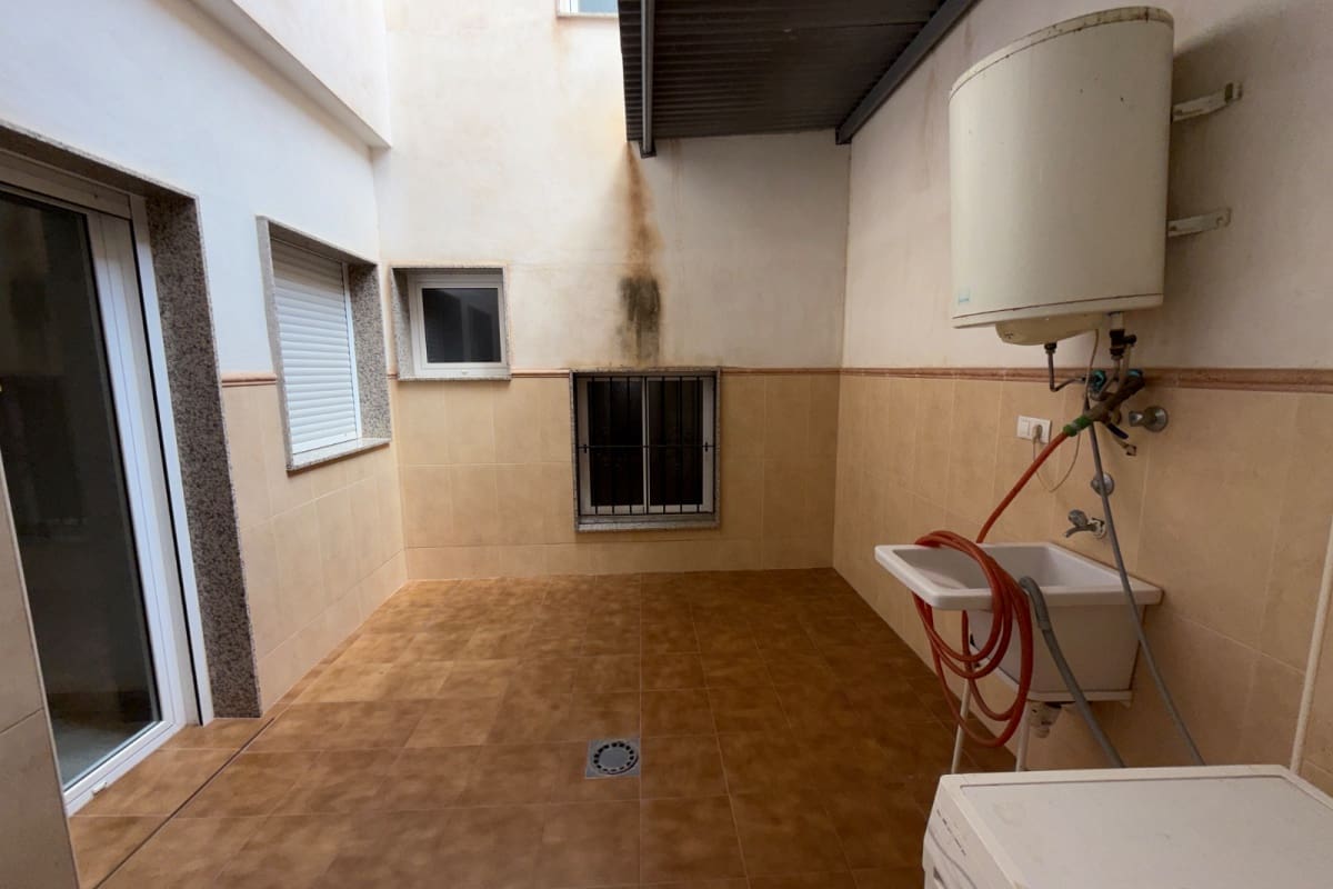 3 makuuhuone Huoneisto vuokrattavana paikassa Catral - 750 € (Ref: 9528590)